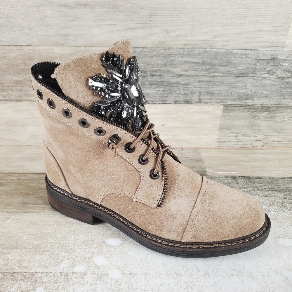 Vince Camuto Sefella Womens Booties Sz 9 M Vison Crosta Suede Lace Up Mid Top